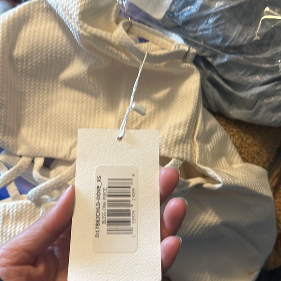 Dippin Daisys Bliss One Piece Swimsuit Color Dove Size XS - Picture 11 of 13